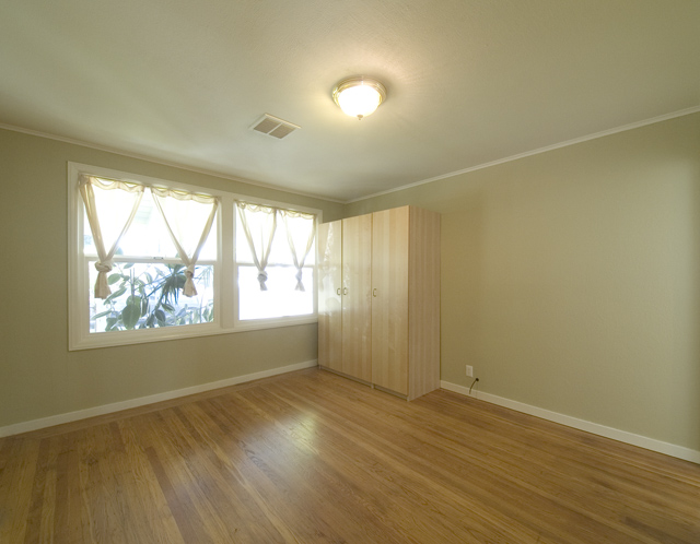 Master Bedroom (B) picture - 1014 16th Ave, Redwood City 94063