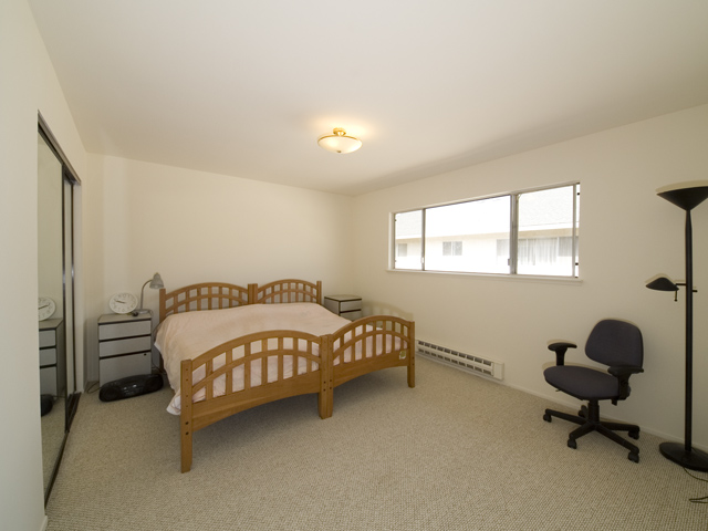 Bedroom (B) Picture - 2025 California St 33, Mountain View 94040 Bedroom (B) picture - 2025 California St 33, Mountain View 94040