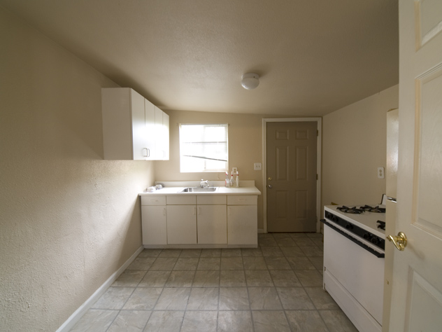Utility Room  picture - 1155 Cypress St, East Palo Alto 94303