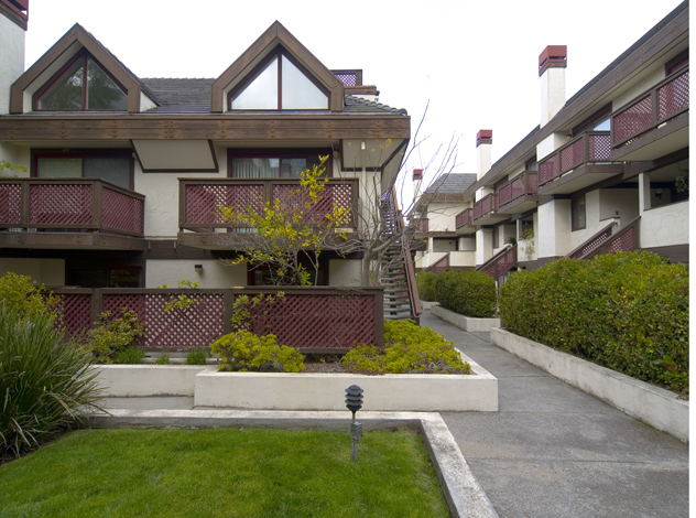 El Camino Way 4151 A picture - 4151 El Camino Way, Unit A, Palo Alto 94306