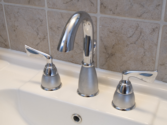 Faucet  picture - 3121 Los Prados St 2, San Mateo 94403