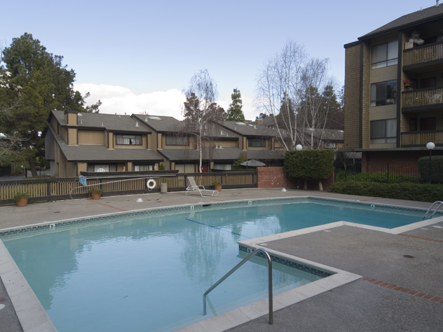 Pool  picture - 49 Showers Dr, Unit W109, Mountain View 94040