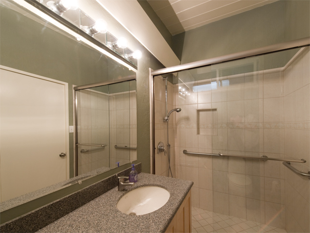 Bath  picture - 3845 Carlson Ct, Palo Alto 94306