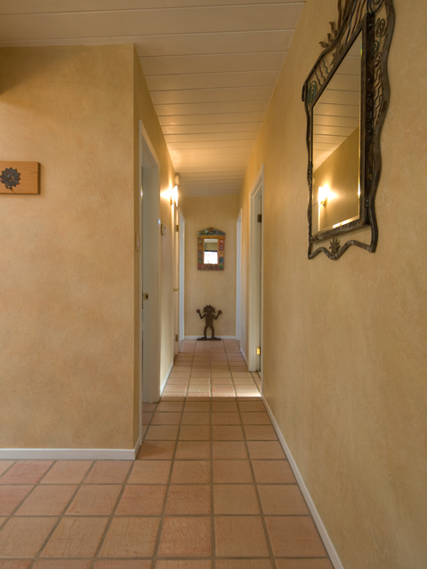 Hall  picture - 717 De Soto Dr, Palo Alto 94303