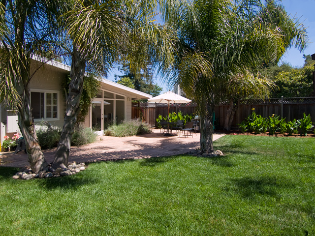 Backyard  picture - 181 El Verano Ave, Palo Alto 94306