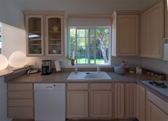 Kitchen  picture - 181 El Verano Ave, Palo Alto 94306