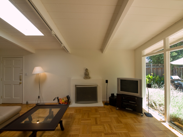 Living  picture - 181 El Verano Ave, Palo Alto 94306