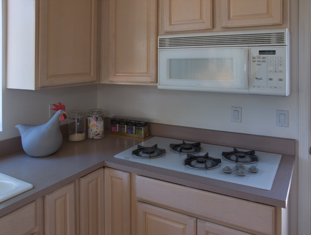 Stove  picture - 181 El Verano Ave, Palo Alto 94306