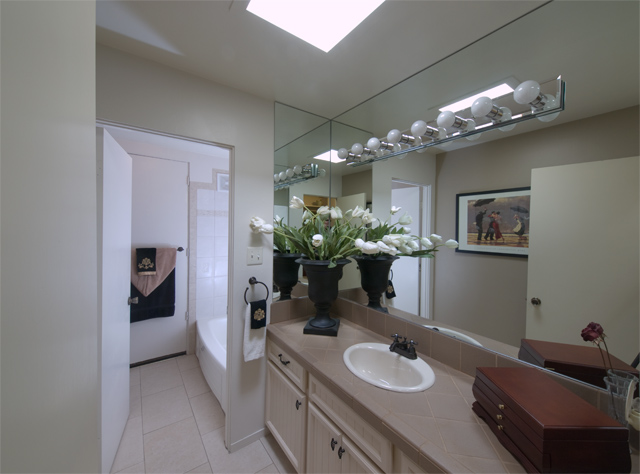 Bathroomb  picture - 994 Loma Verde Ave, Palo Alto 94303