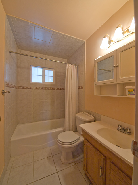 Bath  picture - 4201 Park Blvd, Palo Alto 94306
