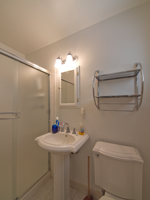 Master Bath  picture - 4201 Park Blvd, Palo Alto 94306