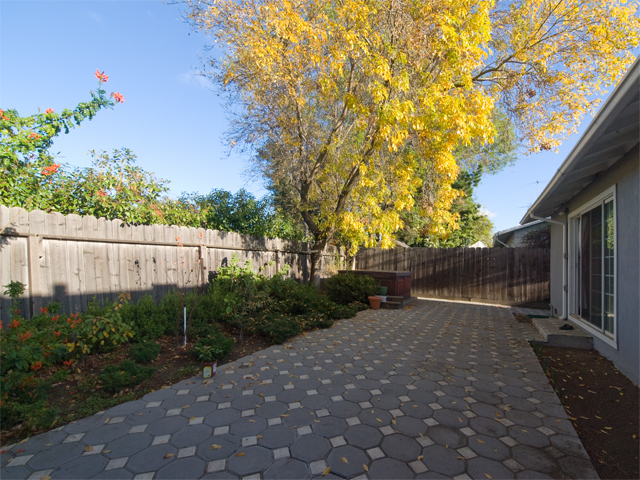 Patio  picture - 4201 Park Blvd, Palo Alto 94306