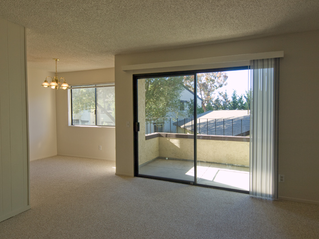 Living Dining  picture - 777 San Antonio Rd, Unit 17, Palo Alto 94303