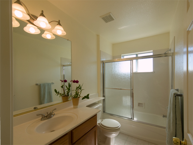 Bathroom Picture - 3551 Sunnydays Ln, Santa Clara 95051 Bathroom picture - 3551 Sunnydays Ln, Santa Clara 95051