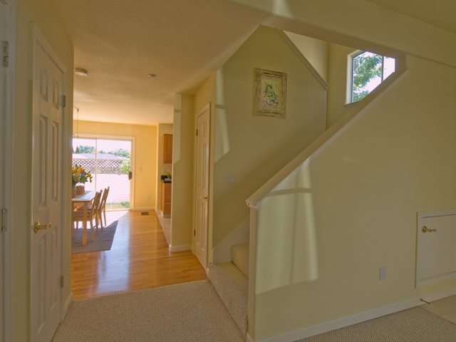 Stairs Picture - 3551 Sunnydays Ln, Santa Clara 95051 Stairs picture - 3551 Sunnydays Ln, Santa Clara 95051