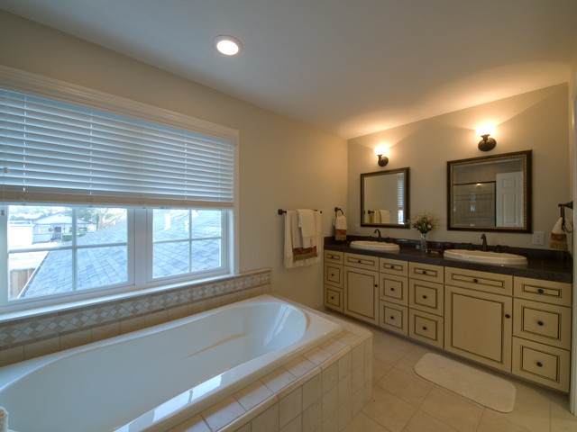 Master Bath  picture - 891 Clara Dr, Palo Alto 94303
