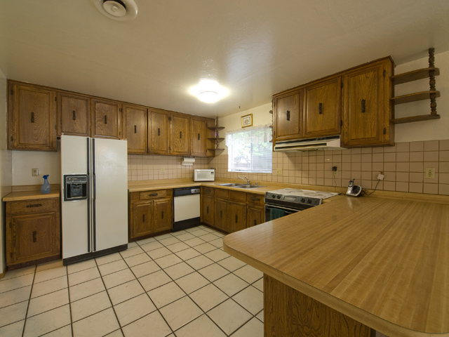 Kitchen picture - 869 Loma Verde Ave, Palo Alto 94303