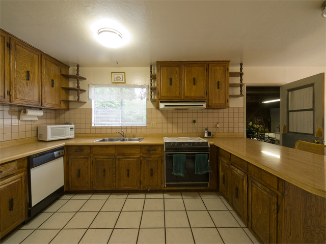 Kitchen picture - 869 Loma Verde Ave, Palo Alto 94303