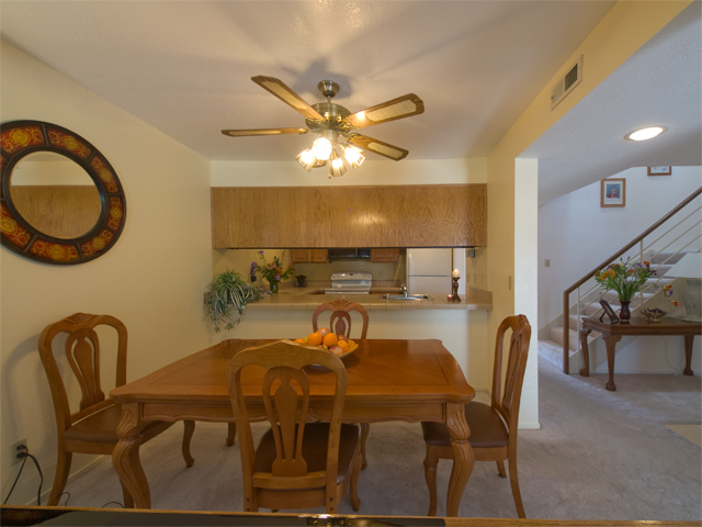 Dining picture - 3073 Middlefield Rd, Unit 202, Palo Alto 94306