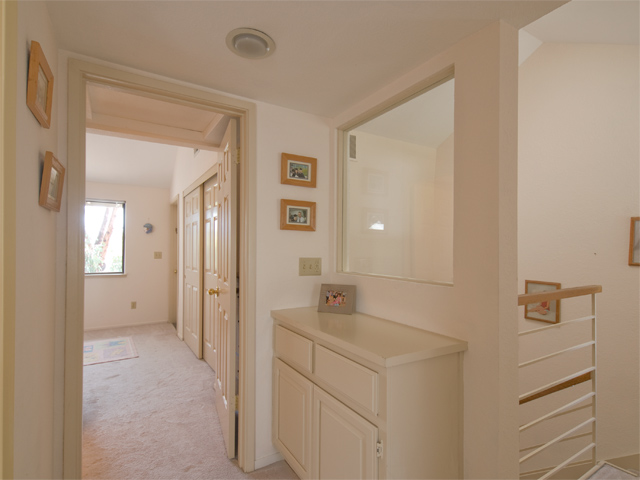 Landing  picture - 3073 Middlefield Rd, Unit 202, Palo Alto 94306