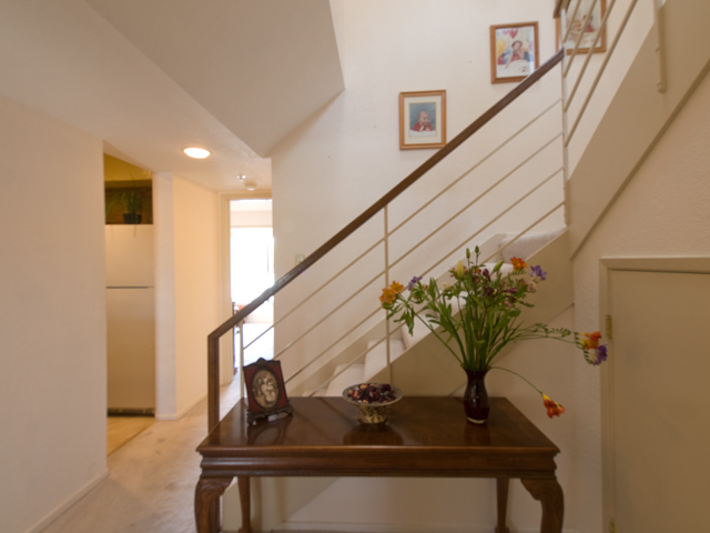 Stairs  picture - 3073 Middlefield Rd, Unit 202, Palo Alto 94306