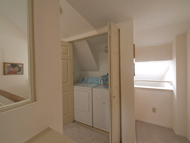 Washer Dryer  picture - 3073 Middlefield Rd, Unit 202, Palo Alto 94306