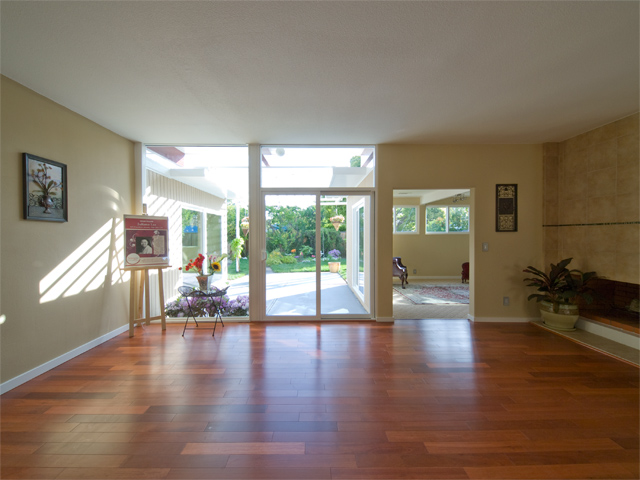 Family Picture - 3263 Murray Way, Palo Alto 94303 Family picture - 3263 Murray Way, Palo Alto 94303