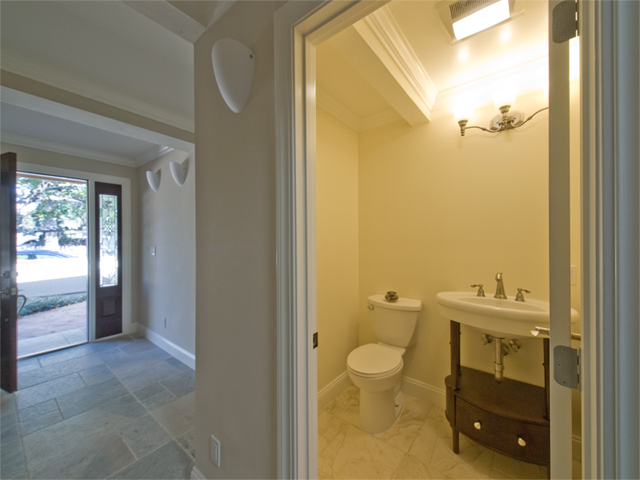 Hall Bath  picture - 4202 Ruthelma Ave, Palo Alto 94306