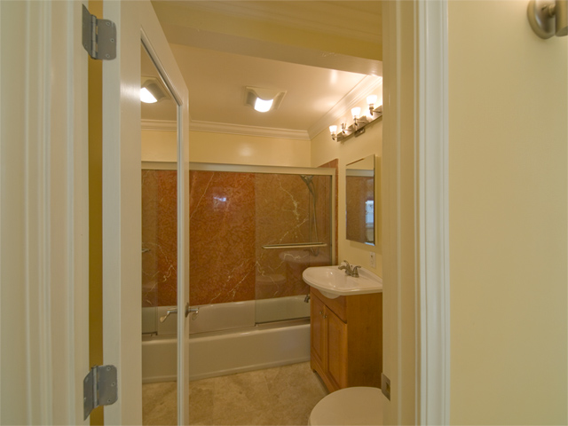 Master Bath1  picture - 4202 Ruthelma Ave, Palo Alto 94306