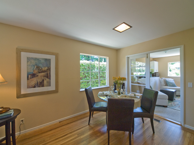 Dining Area picture - 2334 Santa Ana St, Palo Alto 94303