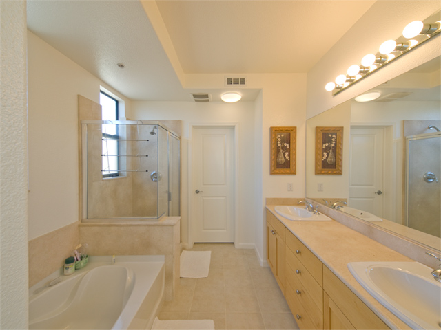 Master Bath (B) picture - 19503 Stevens Creek Blvd 336, Cupertino 95014