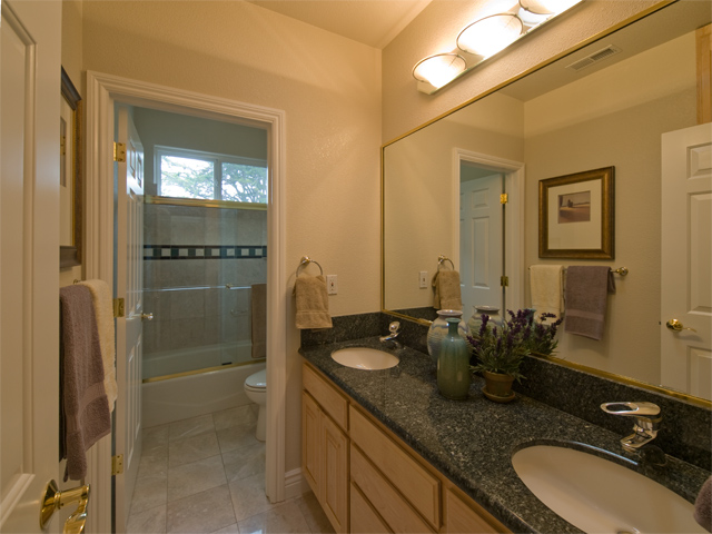 Bath2  picture - 871 Sycamore Dr, Palo Alto 94303