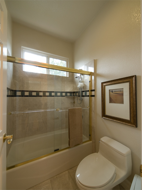 Bath2b  picture - 871 Sycamore Dr, Palo Alto 94303
