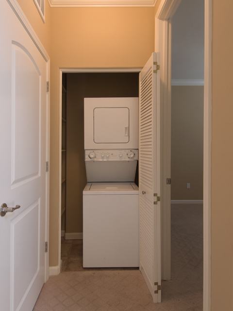Washer Dryer  picture - 2330 University Ave, Unit 370, East Palo Alto 94303