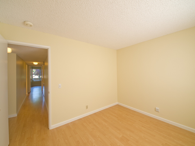 Bedroom2 picture - 2452 W Bayshore Rd, Unit 7, Palo Alto 94303