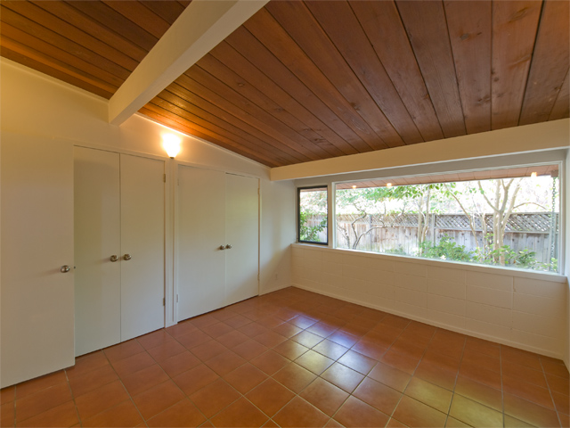 Bedroom2 picture - 215 Whitclem Dr, Palo Alto 94306
