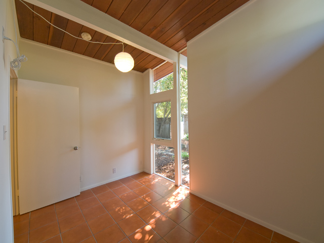 Bedroom3 picture - 215 Whitclem Dr, Palo Alto 94306