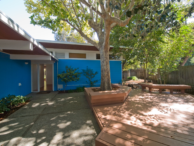 Front Patio  picture - 215 Whitclem Dr, Palo Alto 94306