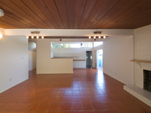 Living Kitchen picture - 215 Whitclem Dr, Palo Alto 94306