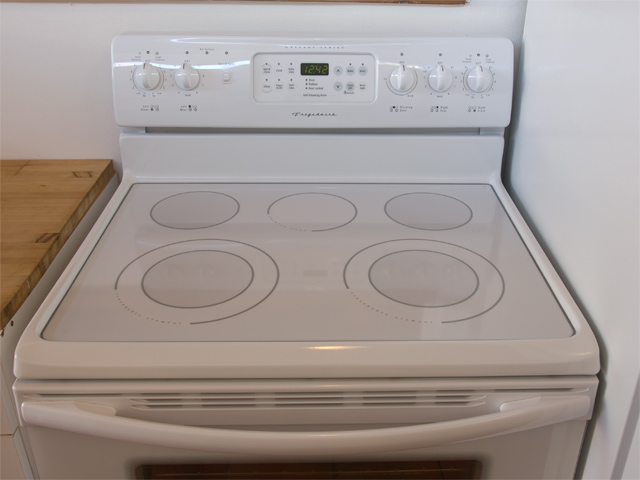 Range  picture - 215 Whitclem Dr, Palo Alto 94306