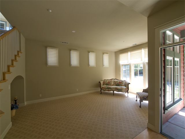 Living picture - 4105 Wisteria Ln, Palo Alto 94306
