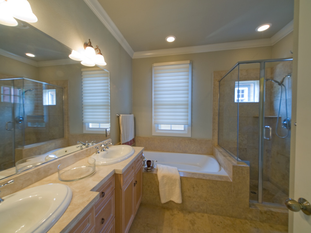 Master Bath picture - 4105 Wisteria Ln, Palo Alto 94306
