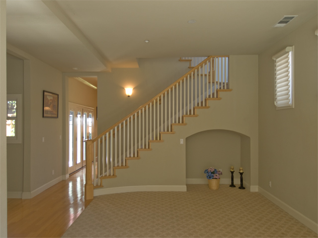 Stairs  picture - 4105 Wisteria Ln, Palo Alto 94306