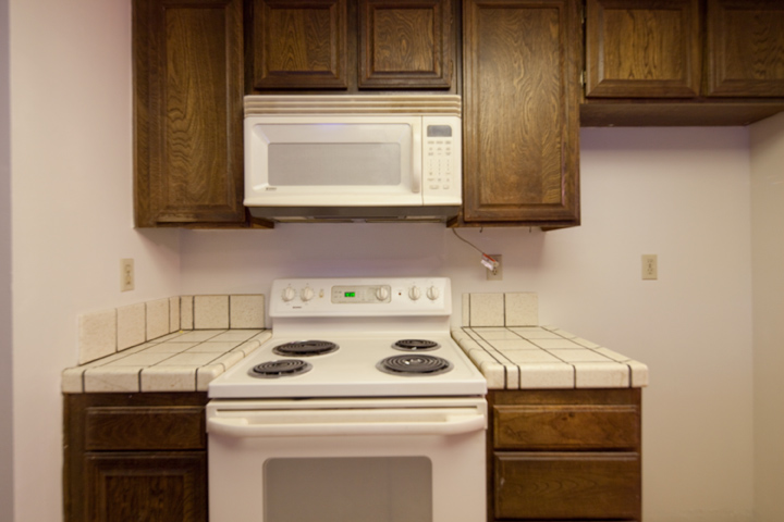 Kitchen Range (A) picture - 1213 Boynton Ave, San Jose 95117