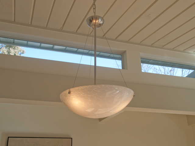 Light picture - 371 Carolina Ln, Palo Alto 94306