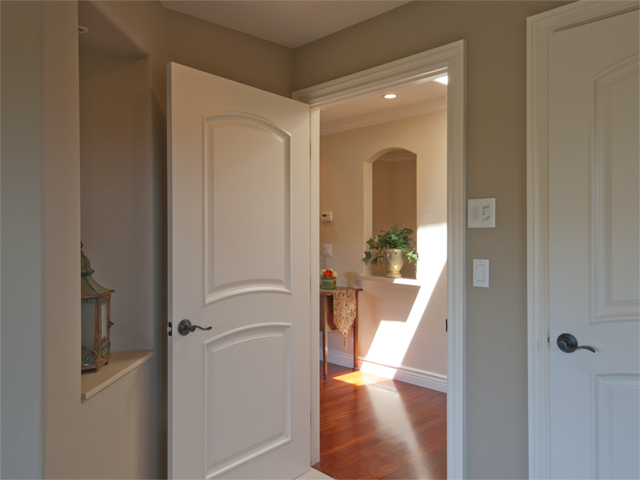 Master Bedroom Doorway  picture - 3106 David Ave, Palo Alto 94303