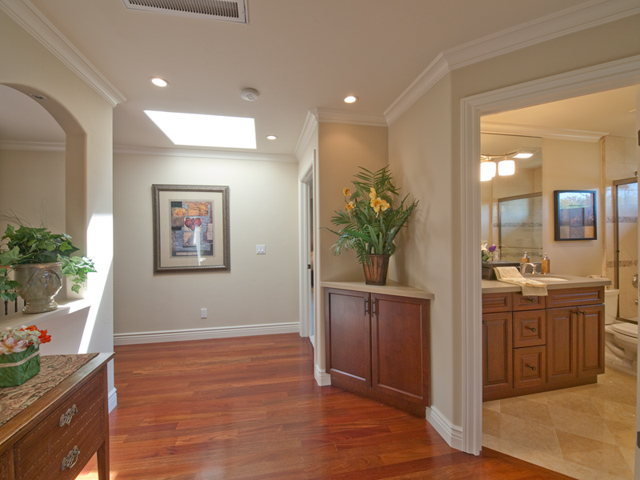 Upstairs Hall  picture - 3106 David Ave, Palo Alto 94303