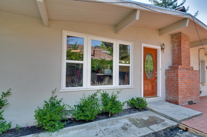 Front picture - 935 Dennis Dr, Palo Alto 94303