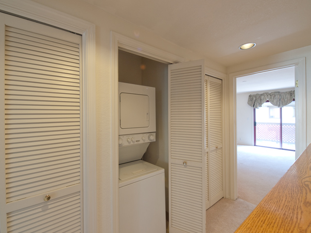 Washer Dryer  picture - 4155 El Camino Way, Unit B, Palo Alto 94306