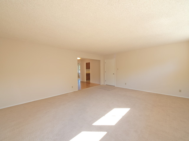 Family Room picture - 3080 Middlefield Rd, Palo Alto 94306